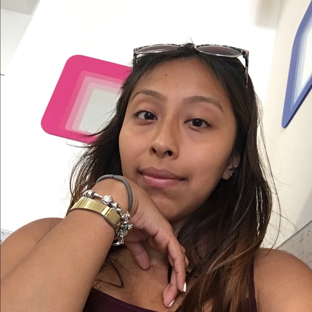 Meet your Posher, Sonia